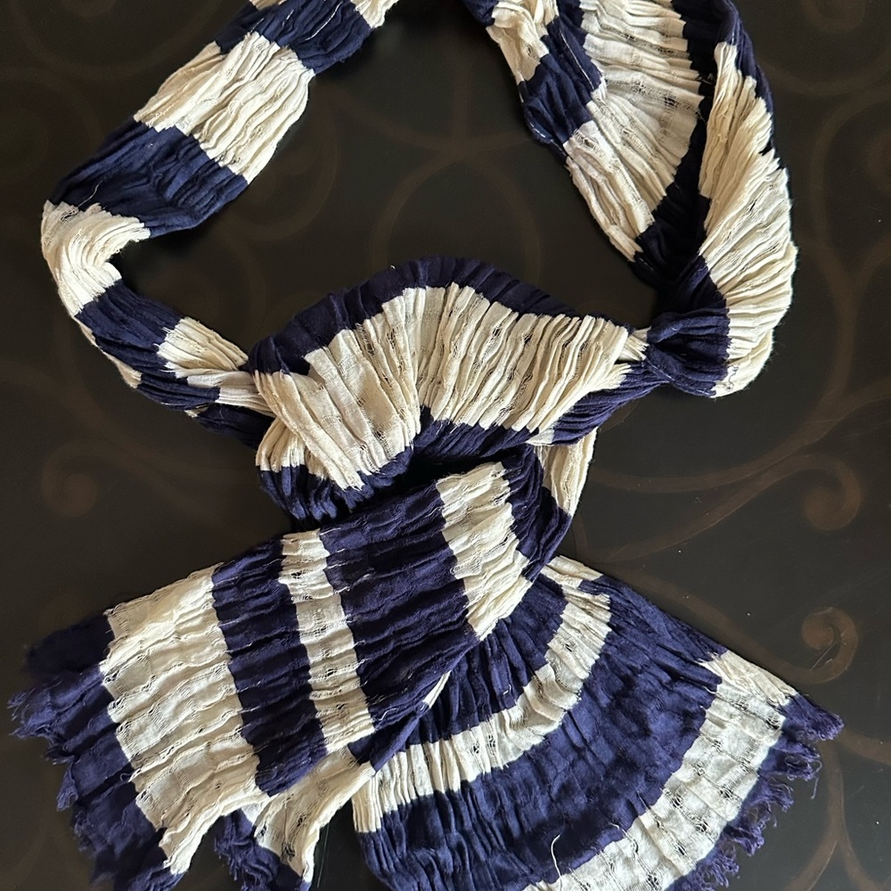 LOFT Scarf